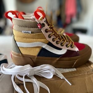 Vans Sk8-Hi MTE 2.0 DX Rainbow Sneakers